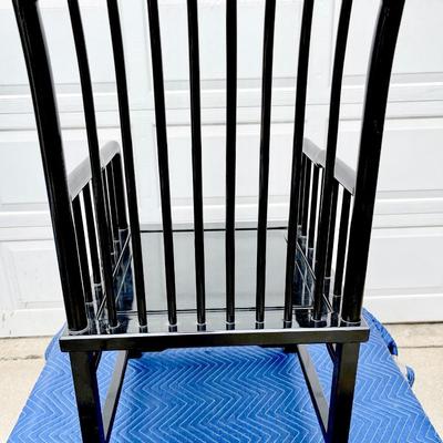 LOT 101  VINTAGE BLACK LACQUER CHINESE MODERN ARM CHAIR SPINDLE BACK & SIDES