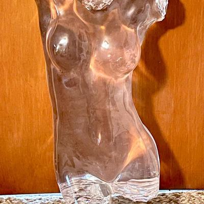 LOT 102   PAOLO PASTICCI LUCITE NUDE FEMALE TORSO SCULPTURE ITALY AS IS no base