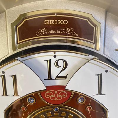 Lot 252  Seiko "Melodies in Motion" clock