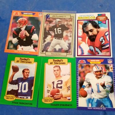 LOT 83  SIX OLD FOOTBALL CARDS