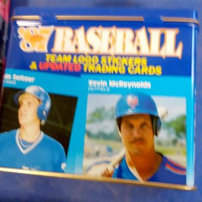 LOT 85  THREE BOXES OF VINTAGE BASEBALL CARDS