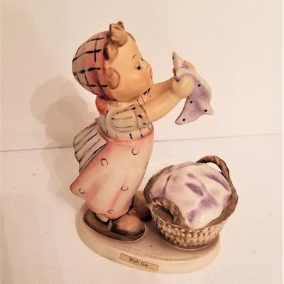Lot #27  Vintage Hummel figurine 