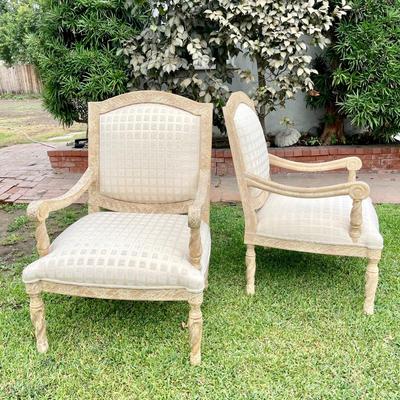 LOT 106  BEAUTIFUL GRAND SCALE ARM CHAIRS