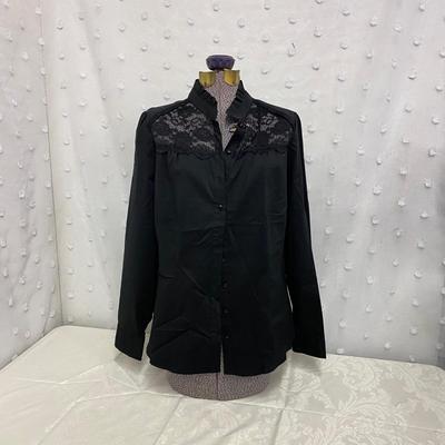 WORTHINGTON - CLASSY WOMENâ€™S TOP - SIZE L