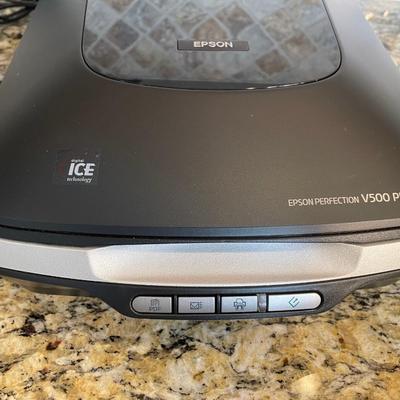 Lot 188.5. Epson Scanner