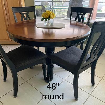 Lot 339. Kitchen Dining Set w/ 6 chairs