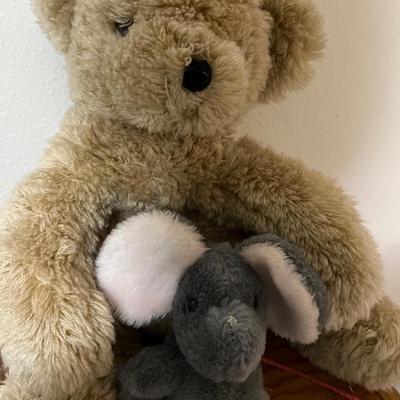 B81- Vtg Teddy Bear & Stuffed animals