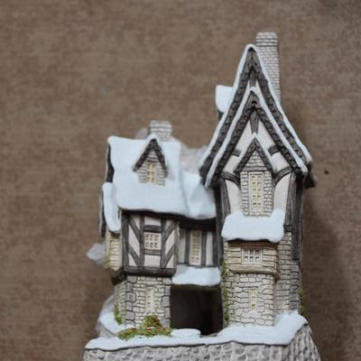 7 David Winter Cottages