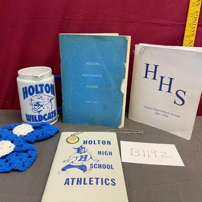 Holton Wildcats assortment