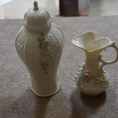 Belleek Irish China ( 2 pieces)