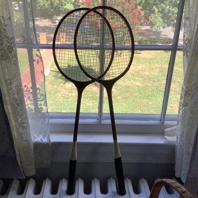 F1196 Set of Vintage Picnic Basket with Gathering Baskets