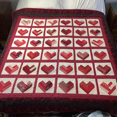 E1214 Handmade Red Heart Quilt by Diane Miller