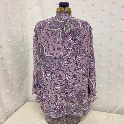 CROFT & BARROW - 2 PIECE WOMENâ€™S BLOUSE SET - SIZE M