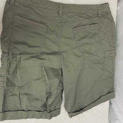 INTRO. â¤ï¸ THE FIT - CUTE WOMENâ€™S SHORTS - SIZE 16