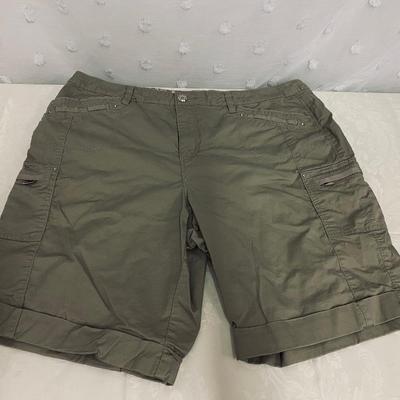 INTRO. â¤ï¸ THE FIT - CUTE WOMENâ€™S SHORTS - SIZE 16
