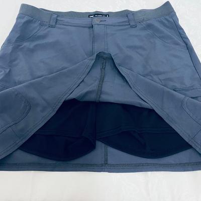 LEE RELAXED FIT - WOMENâ€™S DENIM SKORT - SIZE 16 MED