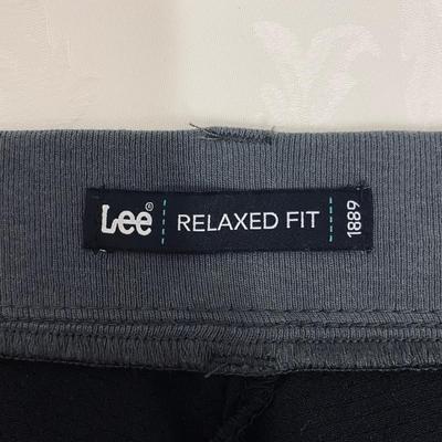 LEE RELAXED FIT - WOMENâ€™S DENIM SKORT - SIZE 16 MED