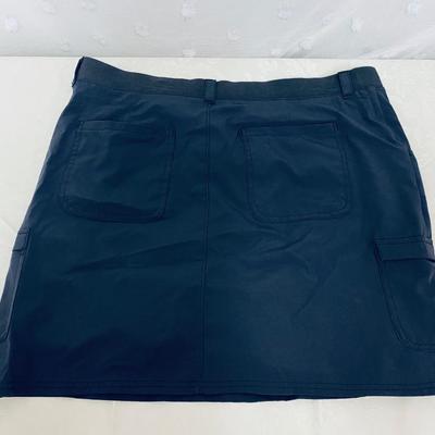 LEE RELAXED FIT - WOMENâ€™S DENIM SKORT - SIZE 16 MED
