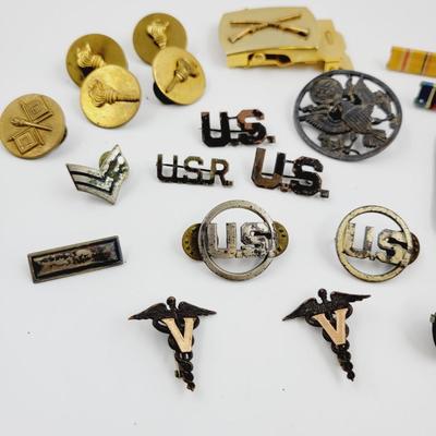 VINTAGE MILITARY UNIFORM EMBELLISHMENTS ASSORTMENT