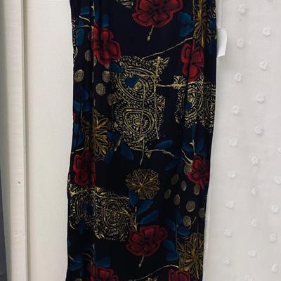 NWT - CALIFNORNIA KRUSH - WOMENâ€™S SKIRT - SIZE XL