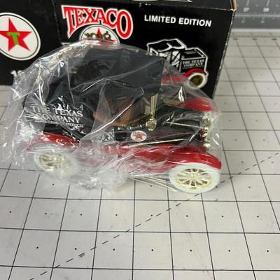 ERTL Texico 1918 Ford Runabout New 