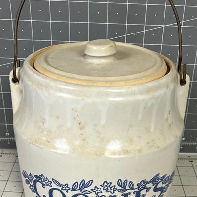 Monmouth Stoneware Cookie Kettle 