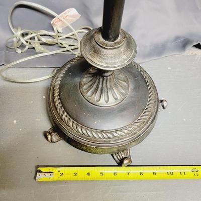 ELEGANT FLORAL PULL CHAIN FLOOR LAMP