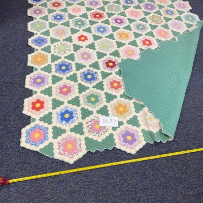 Hand-Quilted Flower Quilt