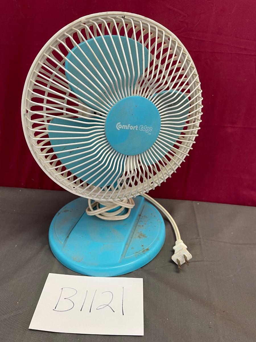 Small desk fan