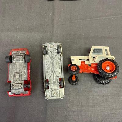 Tractor/car assortment