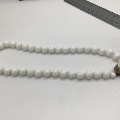 Vintage Signed JAPAN Hand Knotted White Milk GLASS Beaded Choker Necklace