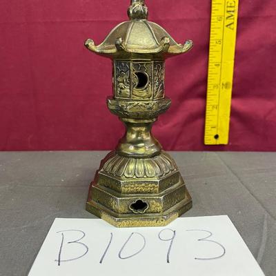 Chinese antique incense burner