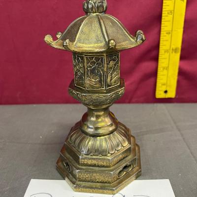 Chinese antique incense burner