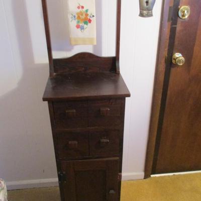 Antique Dry Sink Stand with Towel Bar