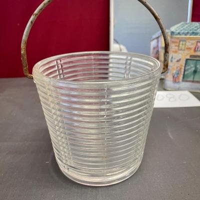 Mirror/glass bucket