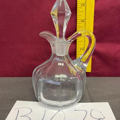 Vintage clear glass cruet