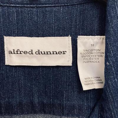 ALFRED DUNNER - WOMENâ€™S DENIM TOP - SIZE 18