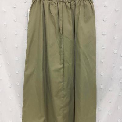 NWT - KAREN SCOTT - WOMENâ€™S KHAKI SKIRT - SIZE 10