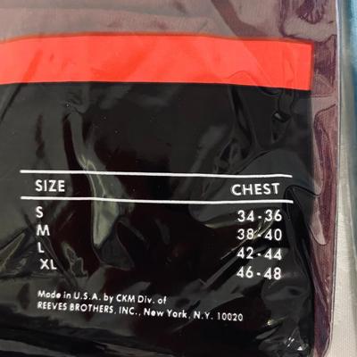 NWT - POCKET T-SHIRT FOR MEN BUNDLE - SIZE L (42-44)