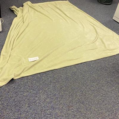 Green micro- fiber blanket