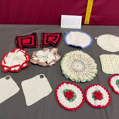 Doilies assortment