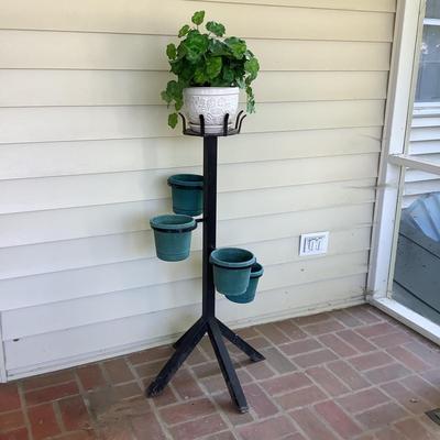 O1234 Wrought Iron Plant Stand