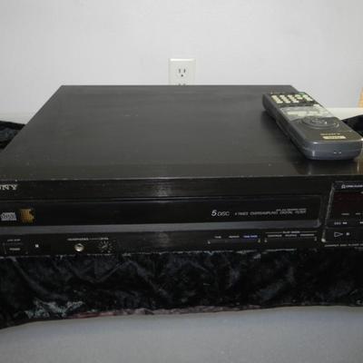 SONY AUDIO/VIDEO CONTROL CENTER AND 5 DISK CHANGER WITH REMOTES