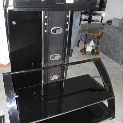 VERY NICE THREE TEIRED MEDIA STAND GLASS SHELVING