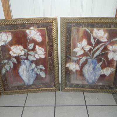 TWO FRAMED FLOWER WALL PICTURES