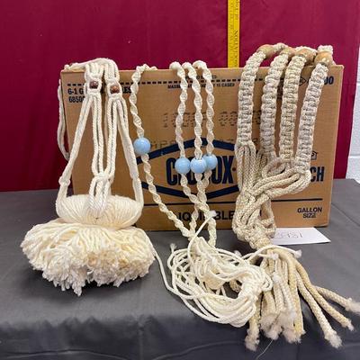 MacramÃ© assortment