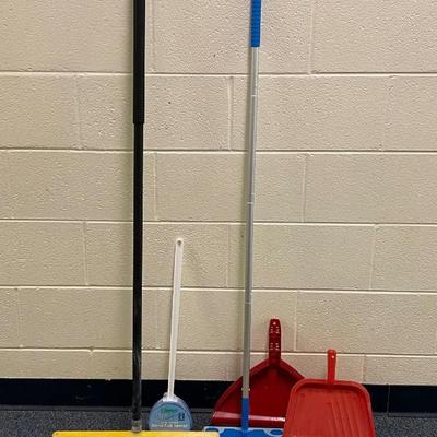 Vrooming & cleaning supplies