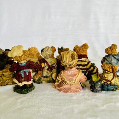 Boyds Bears and Friends (LR-RH)