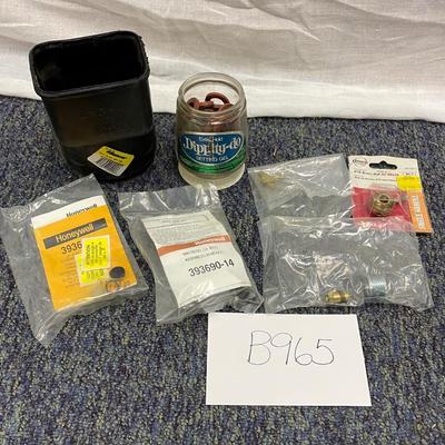 Miscellaneous plumbing assortment