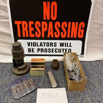 No trespassing assortment